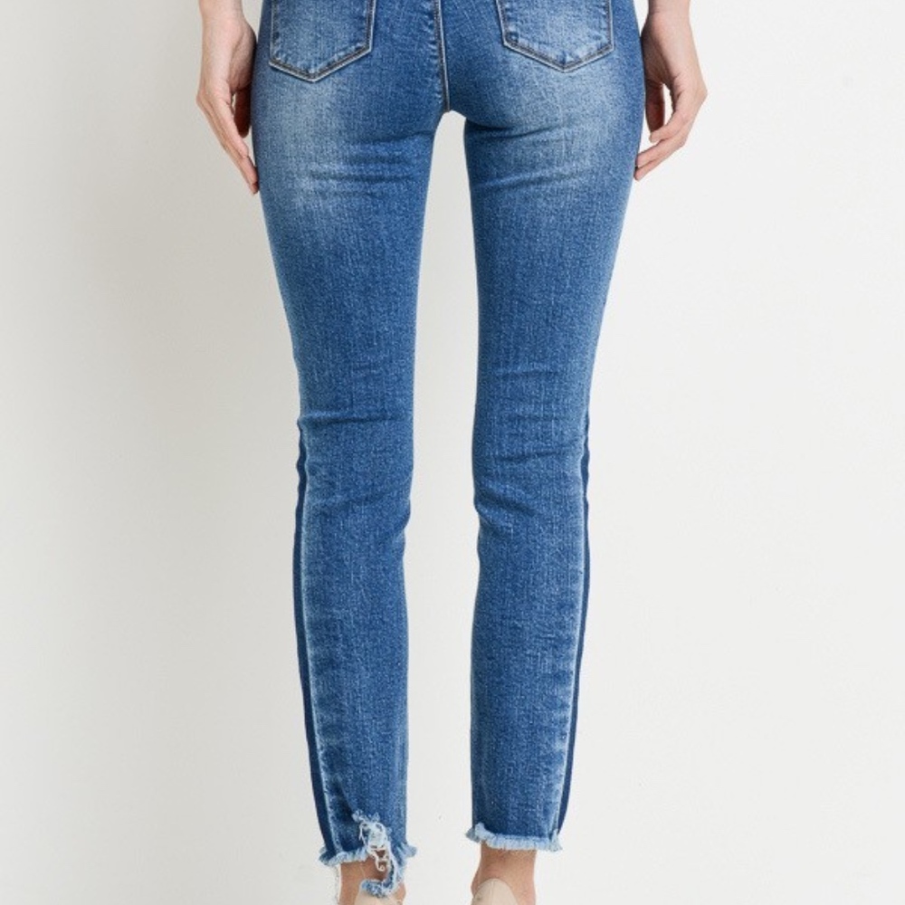 Distressed Ankle Jeans - Picture 4 of 4